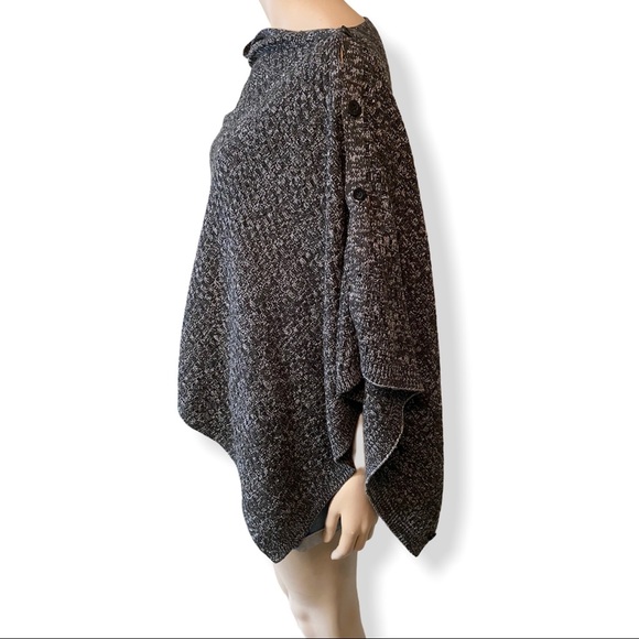KNIT SHAWL | CAPE | SHRUG | PONCHO ... Wear 7 Ways - Picture 8 of 9